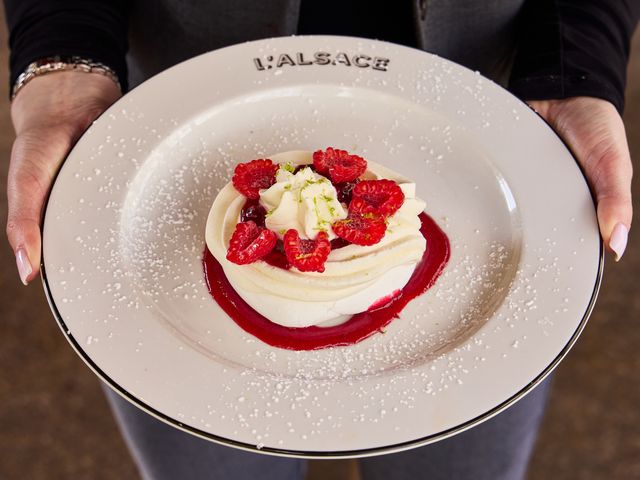 L'Alsace Pavlova fruits rouges